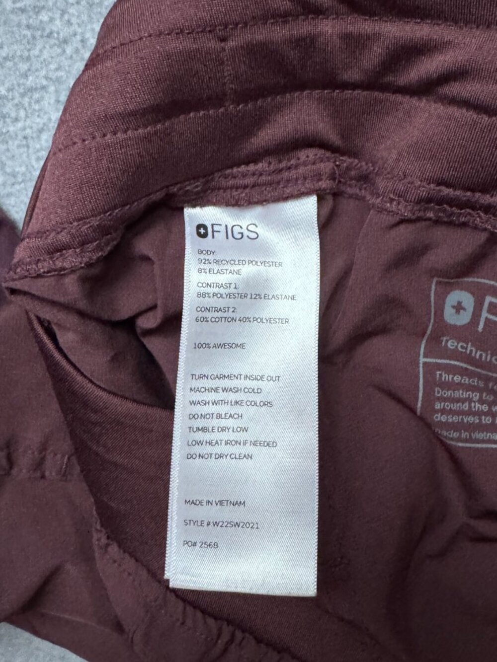 FIGS Technical Collection Slim Cargo Scrub Jogger Pants Plum Burgundy Pull On M - Picture 3 of 5